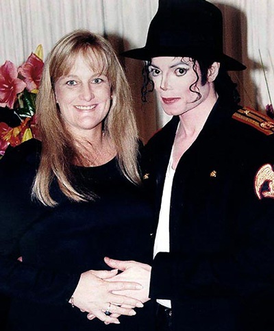 “Prince và Paris không phải con đẻ của Michael Jackson” - 1 “Prince và Paris không phải con đẻ của Michael Jackson” - 1