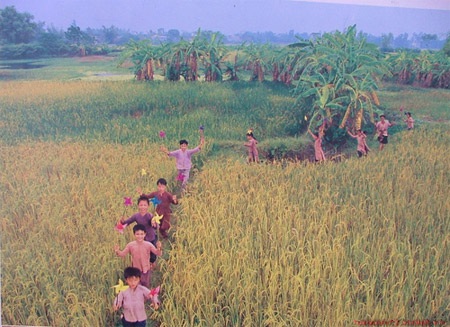 “...Nhưng con ứ thích về quê!” - 1 “...Nhưng con ứ thích về quê!” - 1