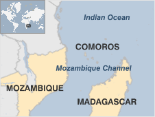 Máy bay chở 150 người lao xuống Ấn Độ Dương - 1