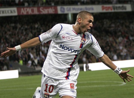 Benzema chính thức gia nhập Real Madrid? - 1