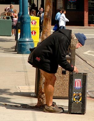 Ảnh châm biếm về “kiếp đời thừa” của Michael Owen - 3