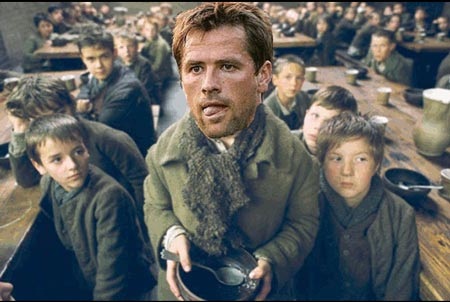 Ảnh châm biếm về “kiếp đời thừa” của Michael Owen - 8