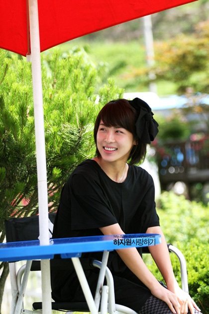 Ha Ji Won đã từng yêu và tổn thương nhiều - 11