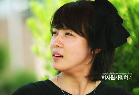 Ha Ji Won đã từng yêu và tổn thương nhiều - 9