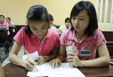 Nhiều thí sinh bỏ thi các trường “tốp trên” - 2