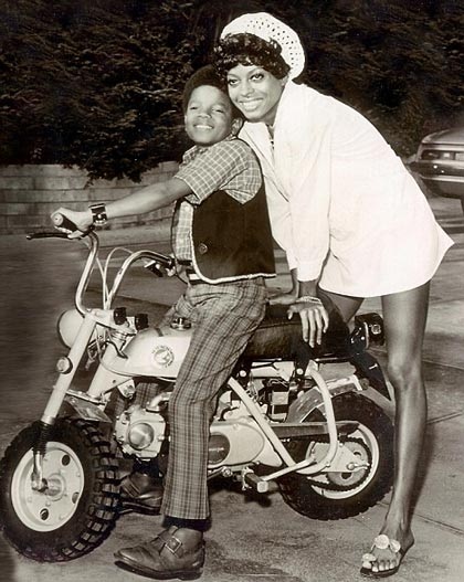 “Bật mí” mối quan hệ đặc biệt của “Vua nhạc Pop” và Diana Ross - 2 “Bật mí” mối quan hệ đặc biệt của “Vua nhạc Pop” và Diana Ross - 2