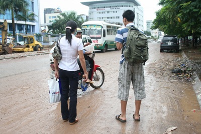 Sĩ tử “ngán” bến xe Mỹ Đình - 4