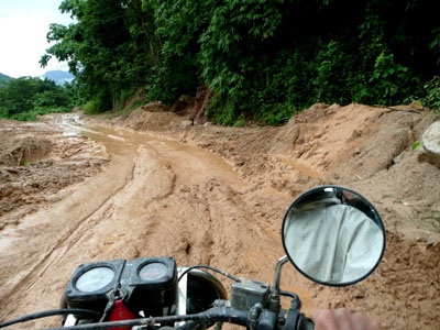 Chùm ảnh: Mắc kẹt ở Mường Tè - 6