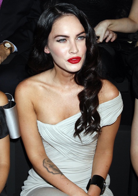 Megan Fox hút mọi ánh nhìn trong show diễn của Giorgio Armani | Báo Dân trí