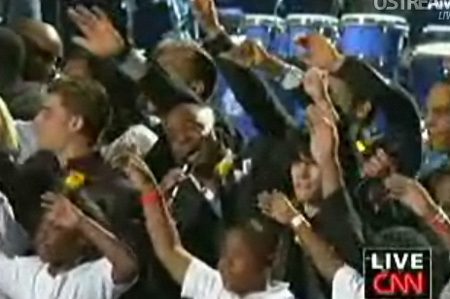 Tang lễ Michael Jackson “phủ kín” âm nhạc - 47