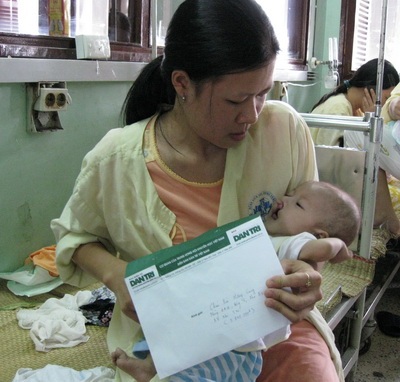 Quà nhân ái đến với cô bé bị tim bẩm sinh và hở hàm ếch - 1 Quà nhân ái đến với cô bé bị tim bẩm sinh và hở hàm ếch - 1