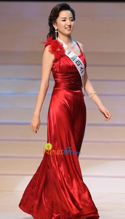 Sinh viên ba lê đăng quang Hoa hậu Hàn Quốc 2009 - 32