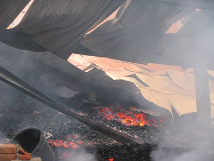 Hỏa hoạn “thăm” công ty gỗ, thiêu rụi 15 tỷ đồng - 1