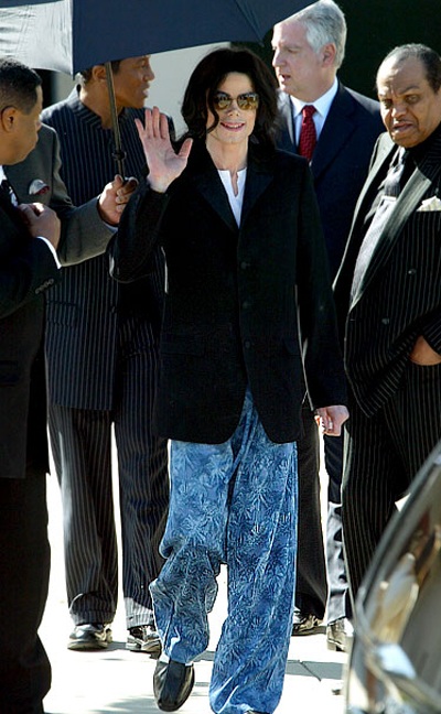 Não của Michael Jackson được bảo quản trong bình thủy tinh - 5