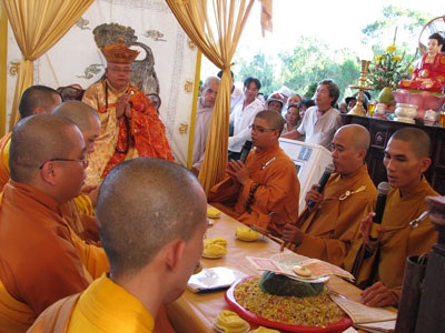 Đại lễ cầu siêu các anh hùng liệt sĩ thanh niên xung phong - 4 Đại lễ cầu siêu các anh hùng liệt sĩ thanh niên xung phong - 4