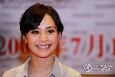 Chung Hân Đồng “ghen” với Trần Tuệ Lâm - 3