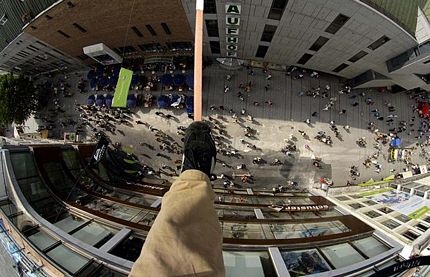 Những màn trình diễn không dành cho người yếu tim - 6 Những màn trình diễn không dành cho người yếu tim - 6