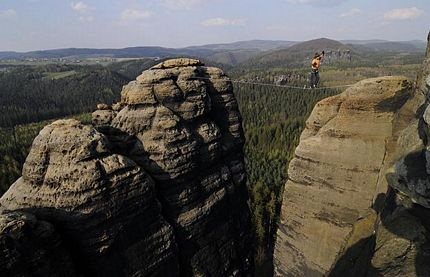 Những màn trình diễn không dành cho người yếu tim - 8 Những màn trình diễn không dành cho người yếu tim - 8
