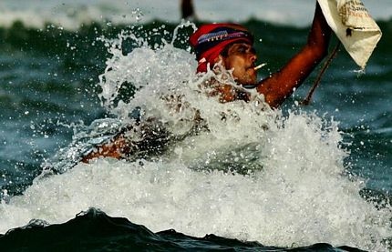 Tập quán câu cá trên cà kheo độc đáo ở Sri Lanka - 11