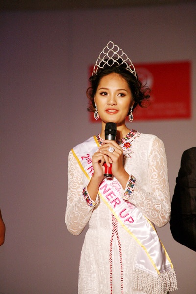 Cô dâu xinh đẹp Phùng Ngọc Yến  - 8