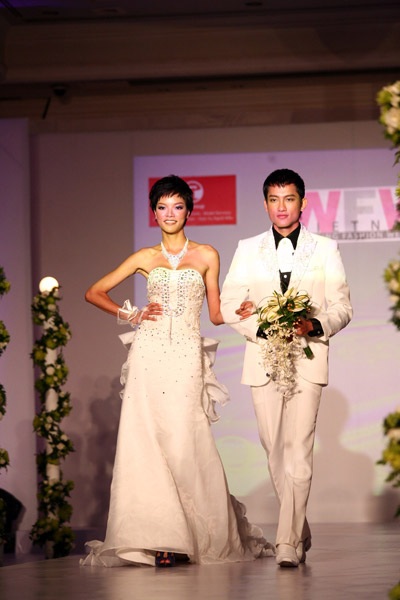 Cô dâu xinh đẹp Phùng Ngọc Yến  - 3