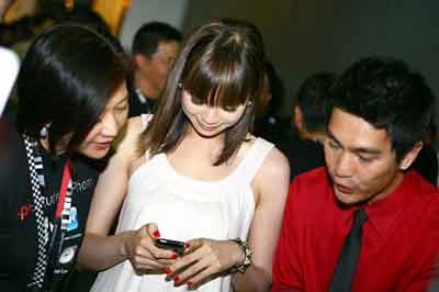 iPhone 3GS “diện kiến” người dùng Singapore - 6