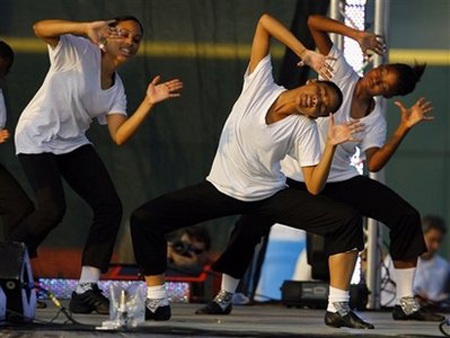 Quê nhà tổ chức lễ tưởng nhớ Michael Jackson - 7