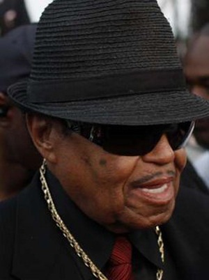 Quê nhà tổ chức lễ tưởng nhớ Michael Jackson - 2