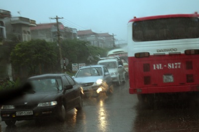 Sau bão số 4, lo lũ và sạt lở - 1