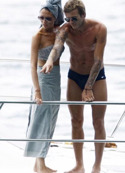 Vợ chồng Beckham quấn quýt trong kỳ nghỉ mới - 3 Vợ chồng Beckham quấn quýt trong kỳ nghỉ mới - 3