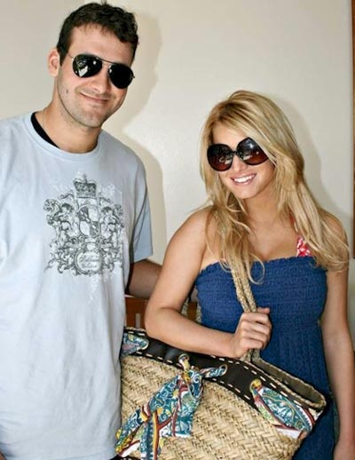 Jessica Simpson bị người yêu "đá" ngay trước ngày sinh nhật - 3 Jessica Simpson bị người yêu "đá" ngay trước ngày sinh nhật - 3