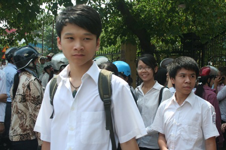 Hà Nội: Nhận đơn phúc khảo vào lớp 10 trong 3 ngày - 1 Hà Nội: Nhận đơn phúc khảo vào lớp 10 trong 3 ngày - 1