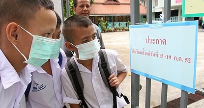 Bangkok đóng cửa tất cả trường học vì cúm A/H1N1  - 1