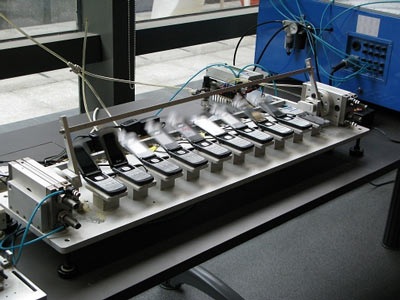 Thăm trung tâm kiểm định chất lượng của Nokia - 8