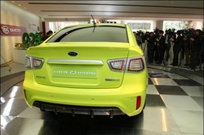 Kia Forte hybrid chính thức có mặt trên thị trường - 5 Kia Forte hybrid chính thức có mặt trên thị trường - 5