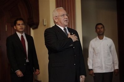 Chùm tin vắn qua ảnh - 3 Chùm tin vắn qua ảnh - 3