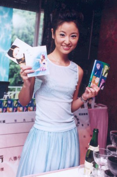 Lâm Tâm Như "đối mặt" với tin đồn thẩm mỹ - 10