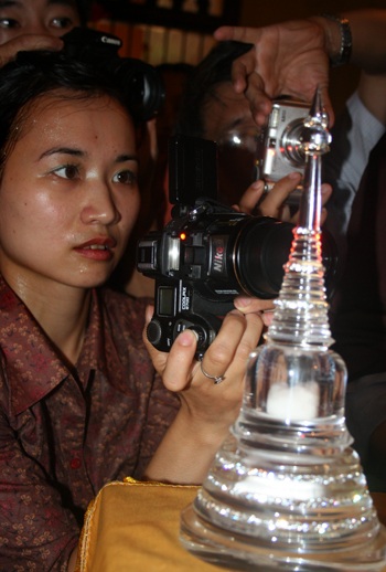 “Cơ hội cuối” chiêm bái ngọc xá lợi - 5