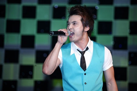 Trà My Idol khoe vòng một gợi cảm - 14