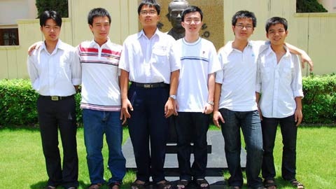 Việt Nam giành 2 HCV Olympic Toán quốc tế - 1 Việt Nam giành 2 HCV Olympic Toán quốc tế - 1
