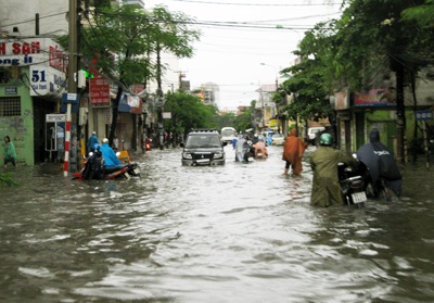 Độc chiêu “đắp đập”, vượt “sóng” của người Hà Nội - 5