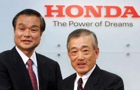 Honda: Chúng tôi không cần động cơ V8 - 1