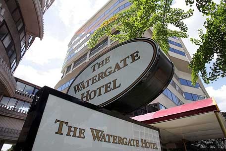 Đấu giá khách sạn “tai tiếng” Watergate - 1 Đấu giá khách sạn “tai tiếng” Watergate - 1