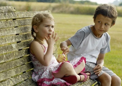 Khi con nói dối và hay “cầm nhầm” - 1