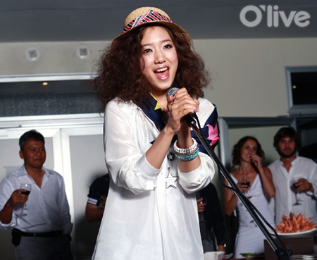 Park Shin Hye khám phá thiên đường New Caledonia - 28 Park Shin Hye khám phá thiên đường New Caledonia - 28