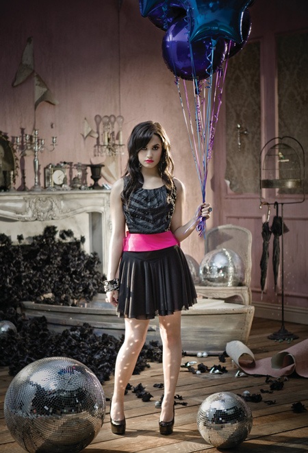 Chùm ảnh đẹp của sao teen Demi Lovato - 10 Chùm ảnh đẹp của sao teen Demi Lovato - 10