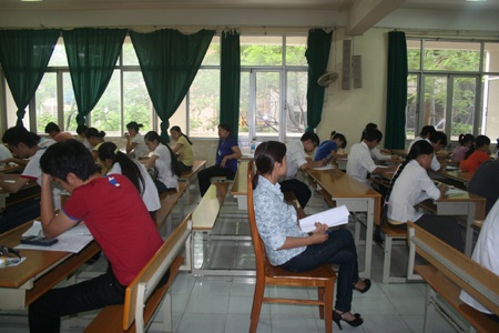 ĐH Quốc tế TPHCM có 2 thủ khoa đạt 27,5 điểm - 1