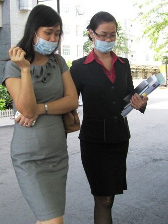 Một nữ nhân viên văn phòng nhiễm cúm A/H1N1 - 1 Một nữ nhân viên văn phòng nhiễm cúm A/H1N1 - 1