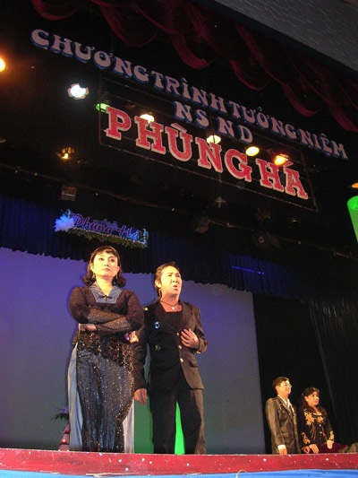 Tri ân cố NSND Phùng Há, đêm của nghĩa tình - 5 Tri ân cố NSND Phùng Há, đêm của nghĩa tình - 5