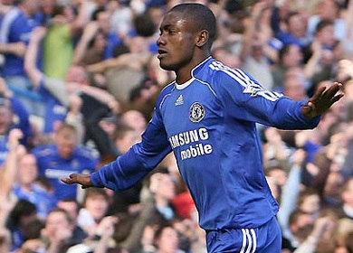 Arsenal muốn “rút ruột” Chelsea - 1